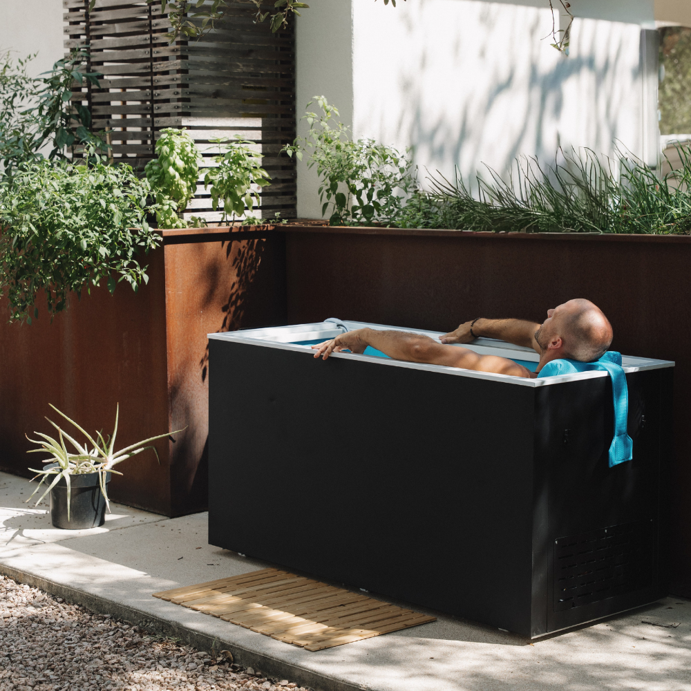 Does Cold Plunging Support Healthy Aging? What the Research Shows
