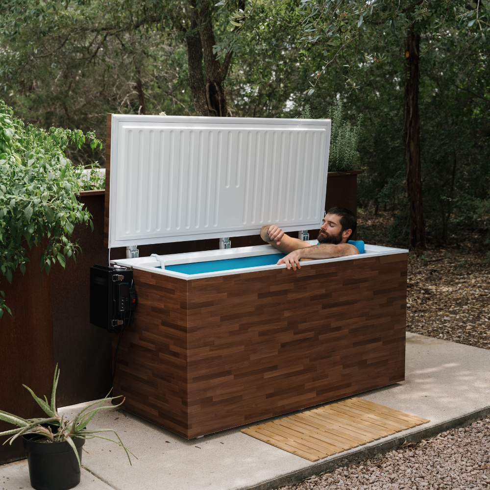 Plunge Zero Cold Plunge Tub | 33°F Precision | SaunaSkin or Matte Black Luxury Finish